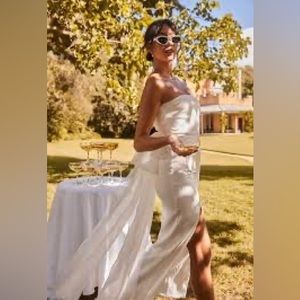 NWT - Selfie Leslie Always and Forever midi bridal dress white